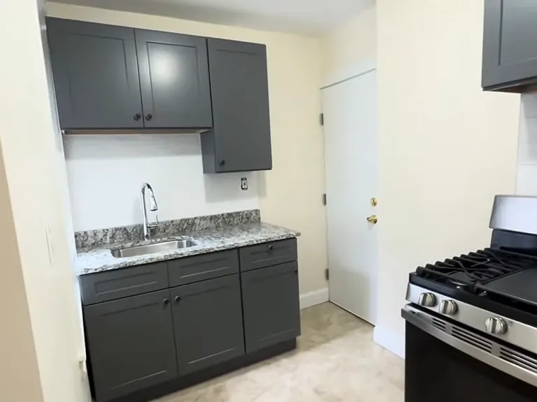 240 Kelton St #1 — Photo 2