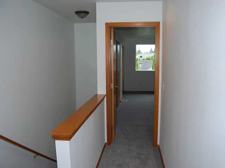 418 17th St SE #6C — Photo 16