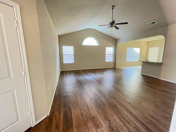 3rd image of 13025 Palancar Dr