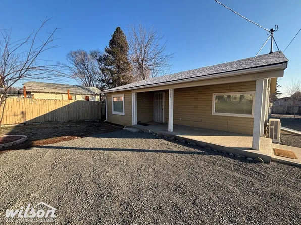 1109 S 20th Ave, Yakima, WA 98902