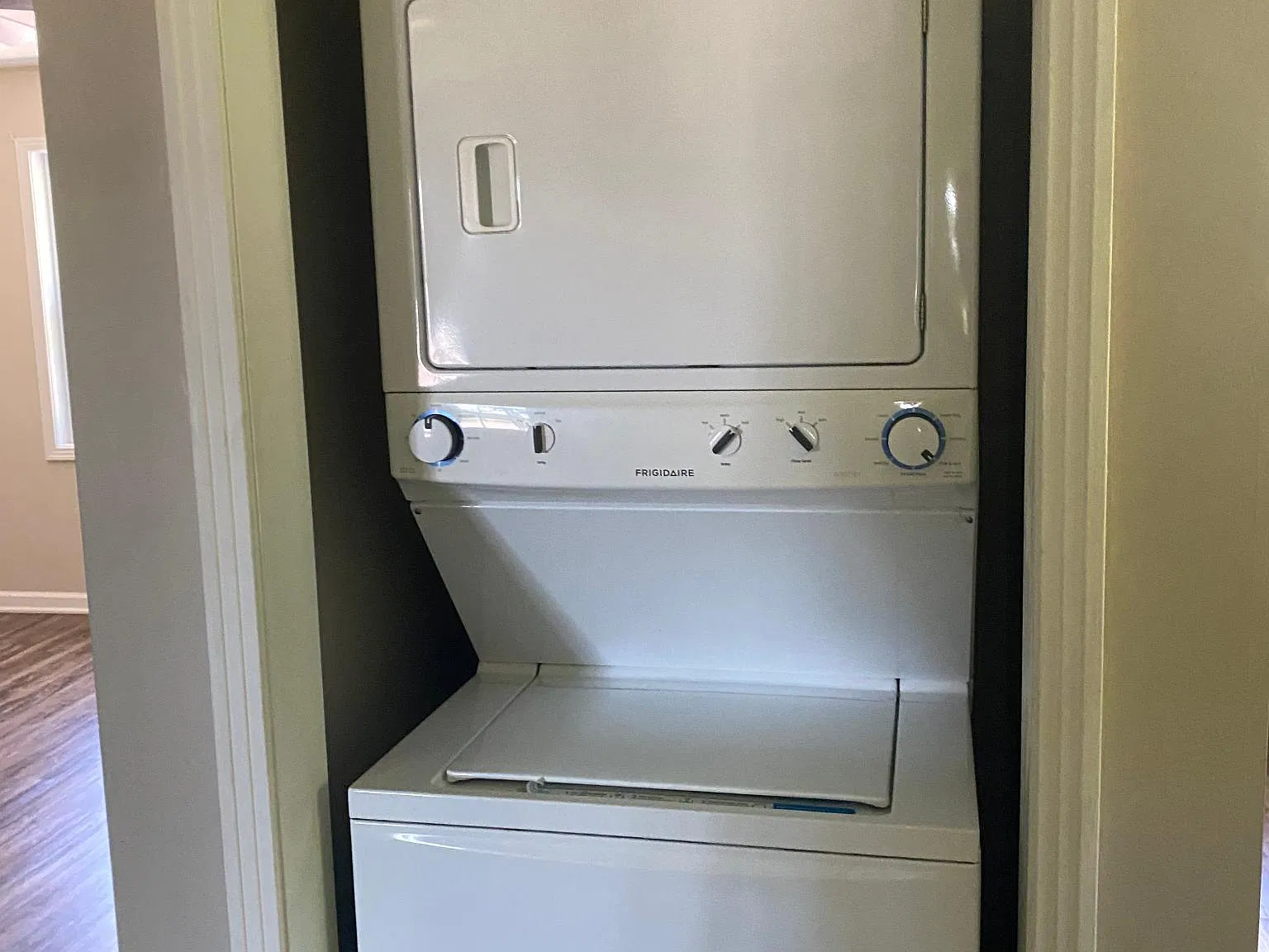 2 bed, 800 sqft, $825 — Photo 4