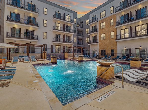 1130 Broadway St APT 439