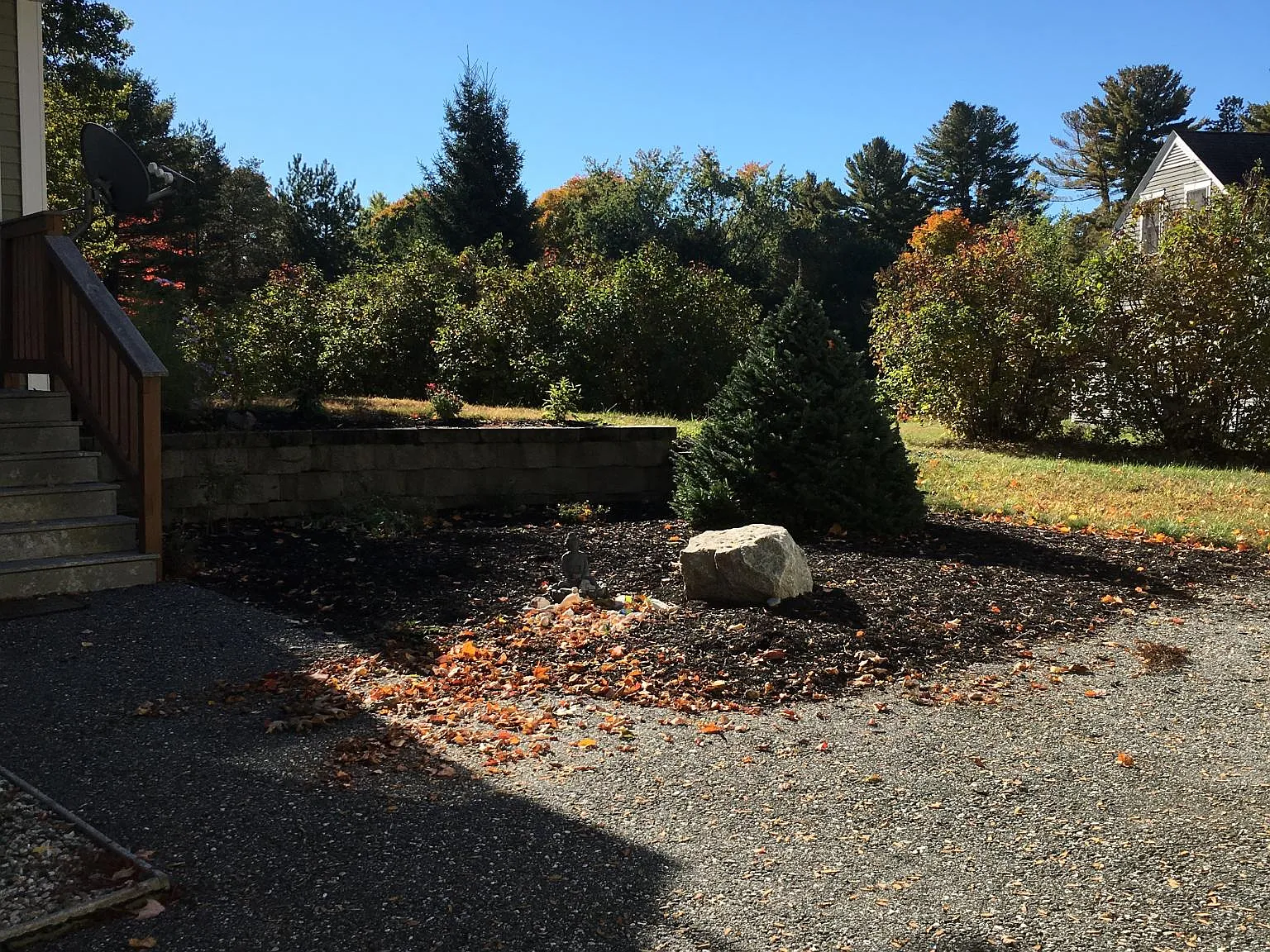 3 bed, 1.5 bath, 2000 sqft, $3,300 — Photo 3
