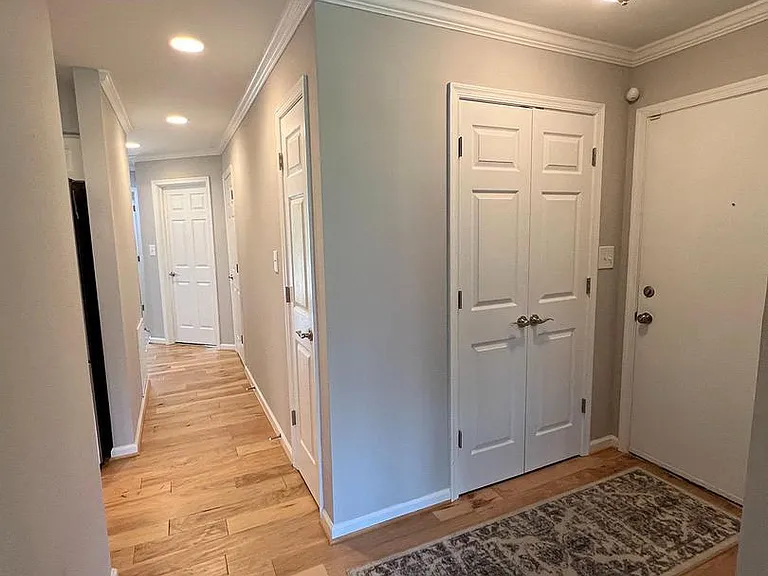 1129 Lake Heron Dr #3A — Photo 4