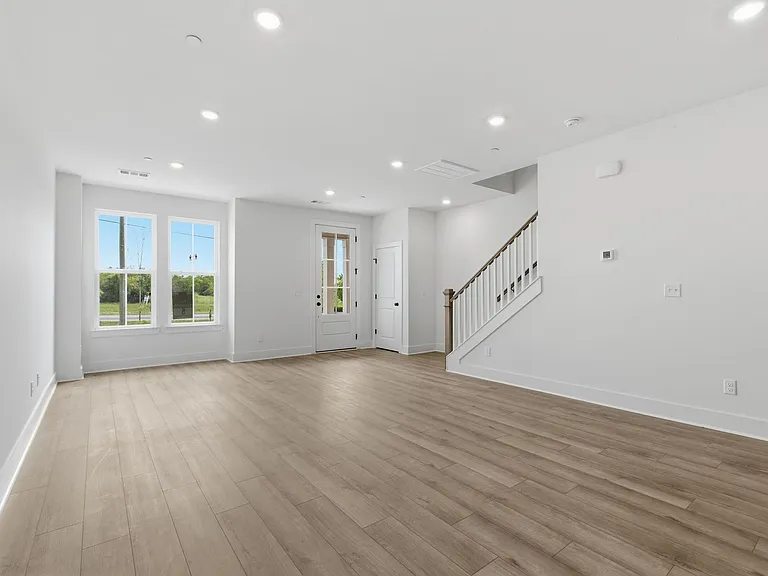 124 Nearwater Pl #5 — Photo 6