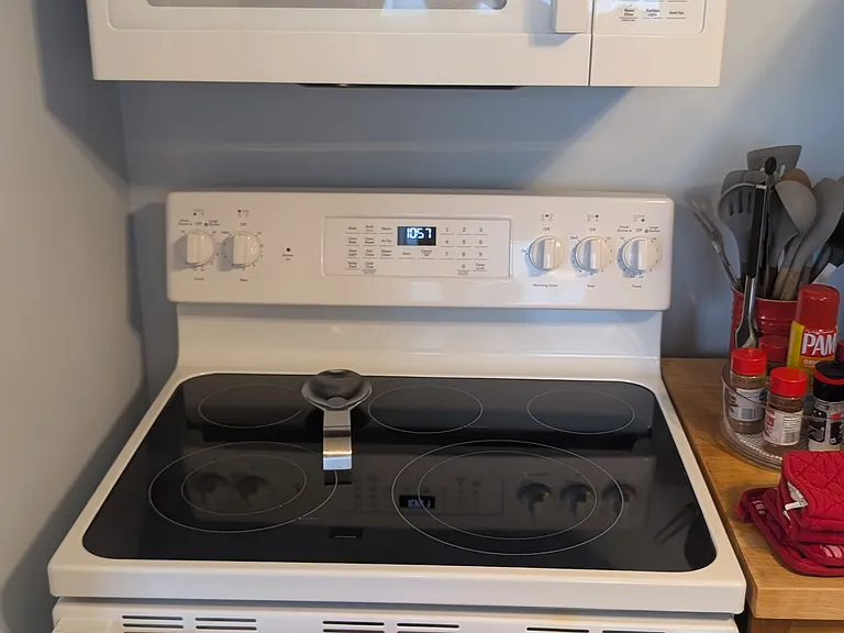 Stove/Microwave