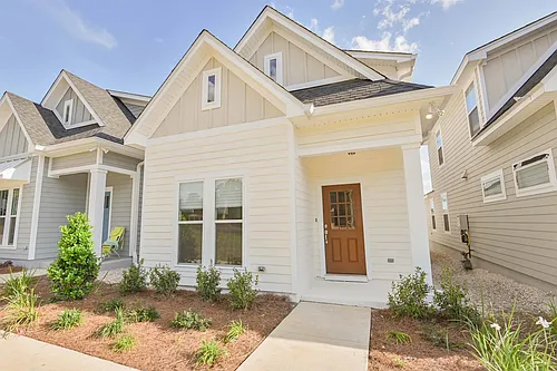 2828 Blue Blossom Trl Photo 1
