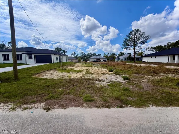 4729/4731 27th St SW, Lehigh Acres, FL 33973