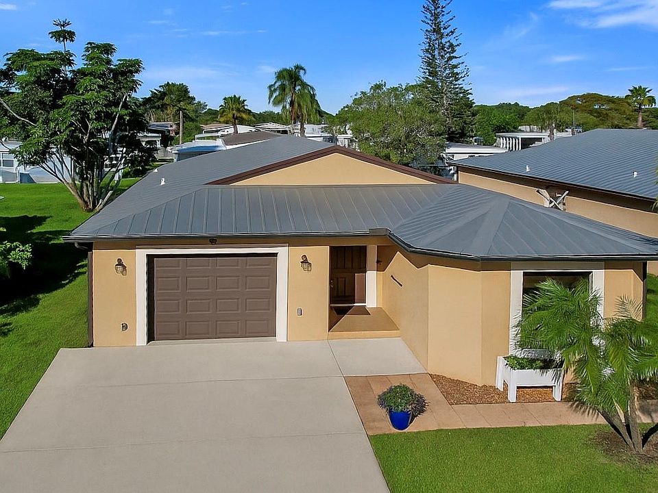 1st image of 34 Oro Grande Way