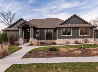 5379 Scenic View Dr SW, Rochester, MN 55902