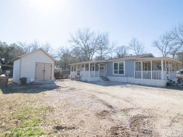 4234 CARLSBAD DR, Elmendorf, TX 78112