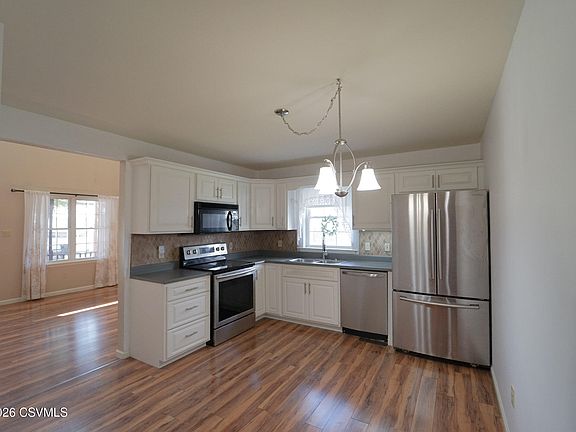 3rd image of 436 Mulberry St