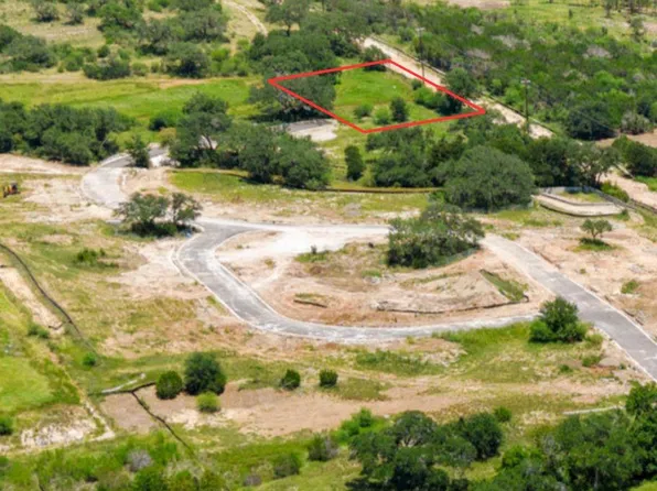 711 N Paleface Ranch Rd #40, Spicewood, TX 78669