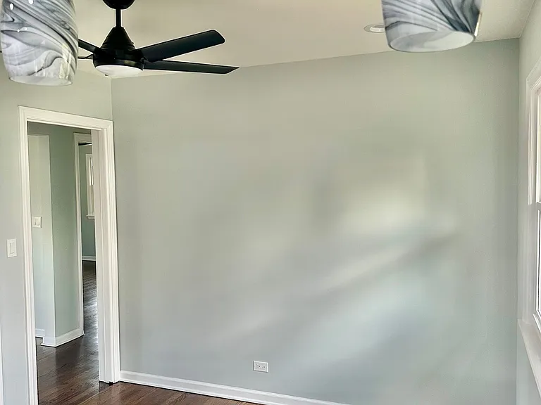 8129 W Courtland Ave — Photo 5