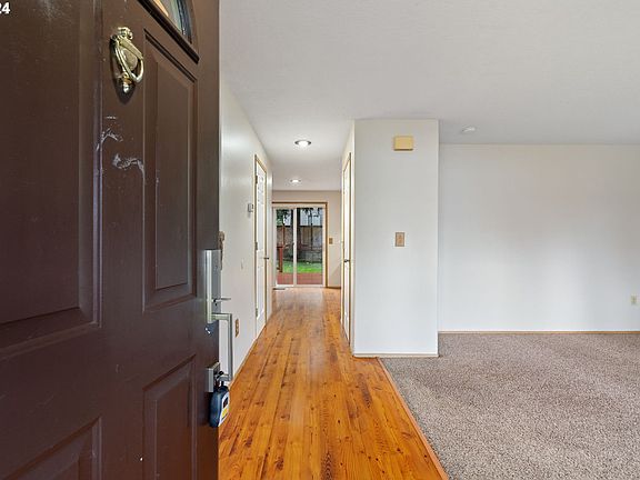 5th image of 7106 NE 157th Ave
