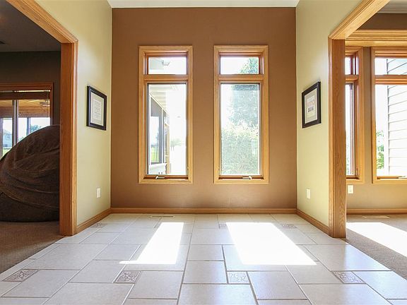 5th image of 3942 Wynnewood Dr