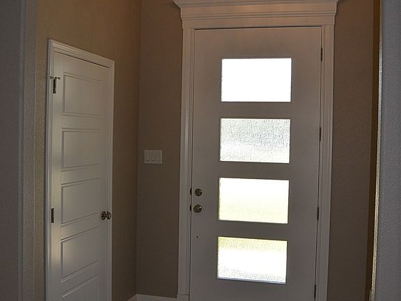2nd image of 1213 Burgandy Dr