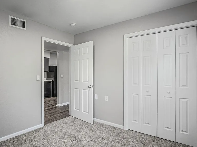 Peachtree Place — Photo 15