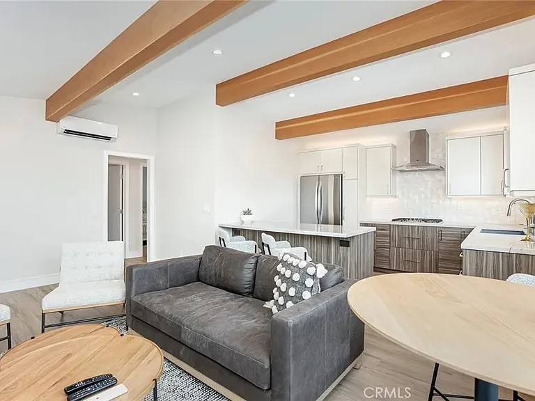 262 Barbara Ave — Photo 7