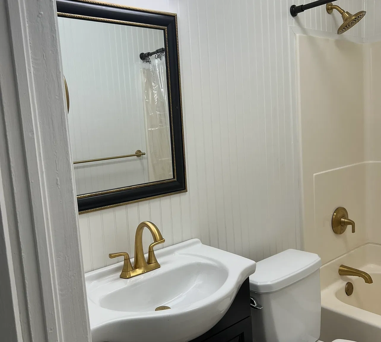 2 bed, 1100 sqft, $1,350 — Photo 3