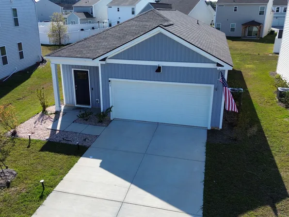 83 Cypress Loop, Port Wentworth, GA 31407