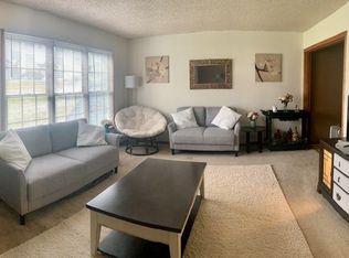18 Heritage Ln, Hamburg, NJ 07419