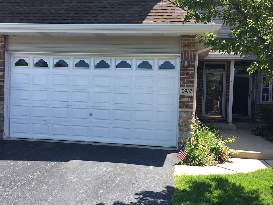 1st image of 10937 Deblin Ln