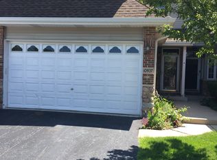 10937 Deblin Ln, Oak Lawn, IL 60453