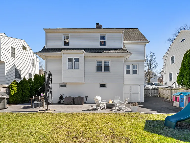 9 Rutgers Pl — Photo 26