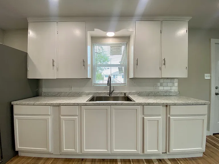 431 Tutt Ave — Photo 23