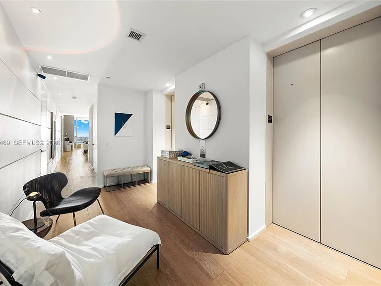 1100 Biscayne Blvd #5004 — Photo 24