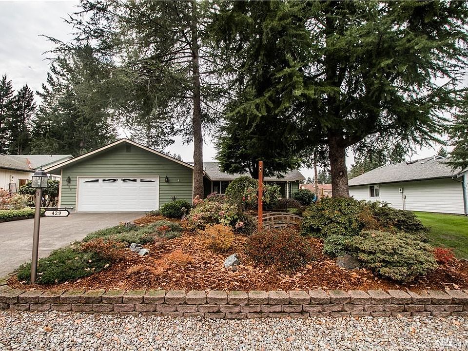 1st image of 429 Stonewood Dr SE