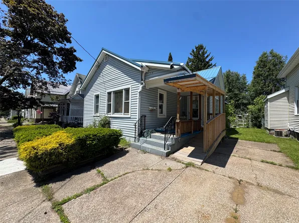 1034 W 5th St, Erie, PA 16507