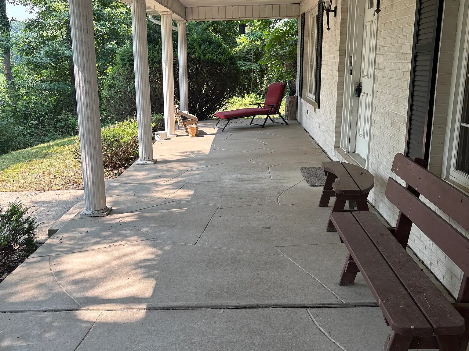 4 bed, 2.5 bath, 2688 sqft, $2,500 — Photo 3