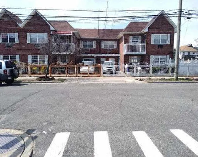 147 Beach 60th St photo 1