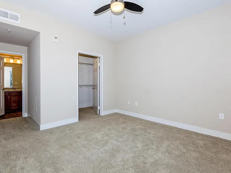 Sendero Gateway Apartment Homes — Photo 77