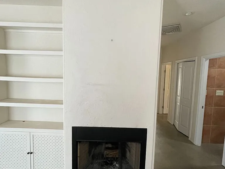 44 Lady Of The Mountain Rd — Photo 5