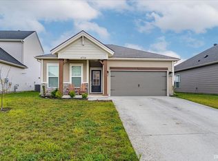 4724 Alaina Dr, Newburgh, IN 47630
