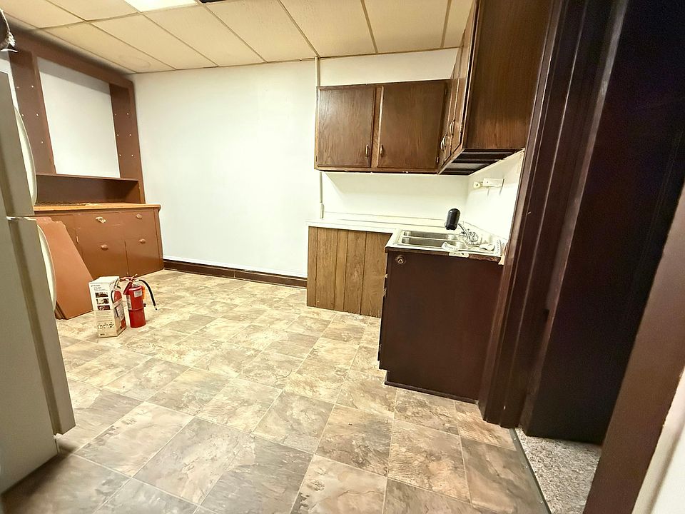 2nd image of 1 S Minnesota St #1