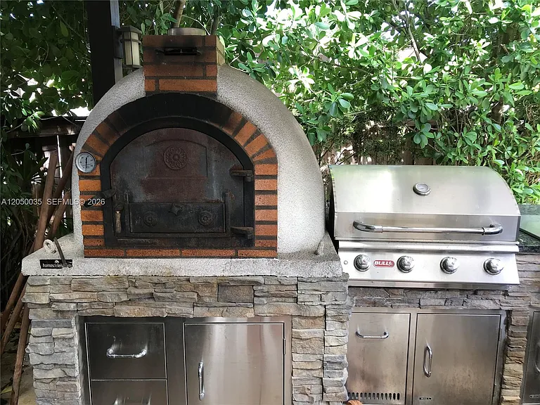 5123 NW 106th Ave — Photo 3