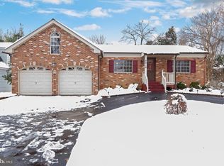6418 15th St, Alexandria, VA 22307