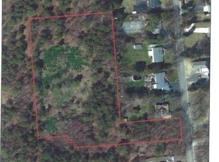 Pennsylvania Ave, Medford, NY 11763