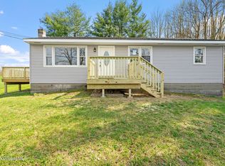 36 Barnes Rd, Sand Lake, NY 12153