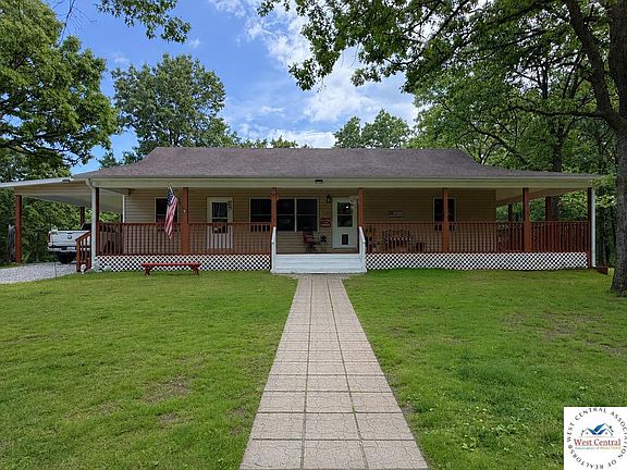 5th image of 21936 Holiday Ln