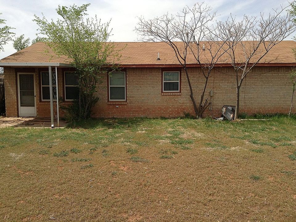 2nd image of 908 N Grady St