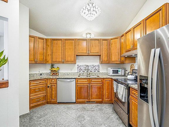 3rd image of 8117 Irving Ave N