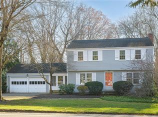 425 Nayatt Rd, Barrington, RI 02806