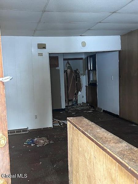 2nd image of 1002 Davis Terrace