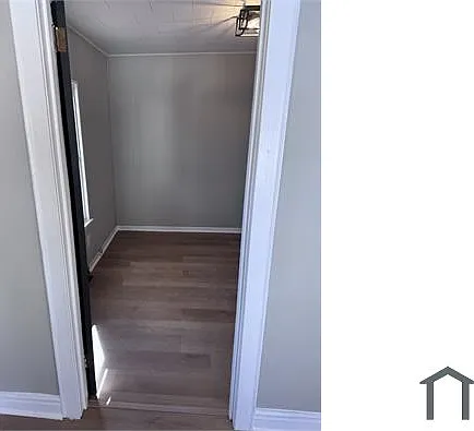 588 Summit St — Photo 11