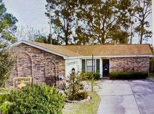 1311 Navasota Ave, Nederland, TX 77627